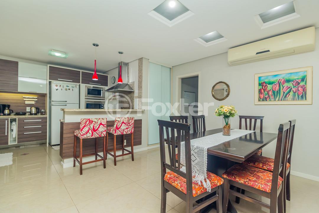 Casa de Condomínio à venda com 4 quartos, 226m² - Foto 8