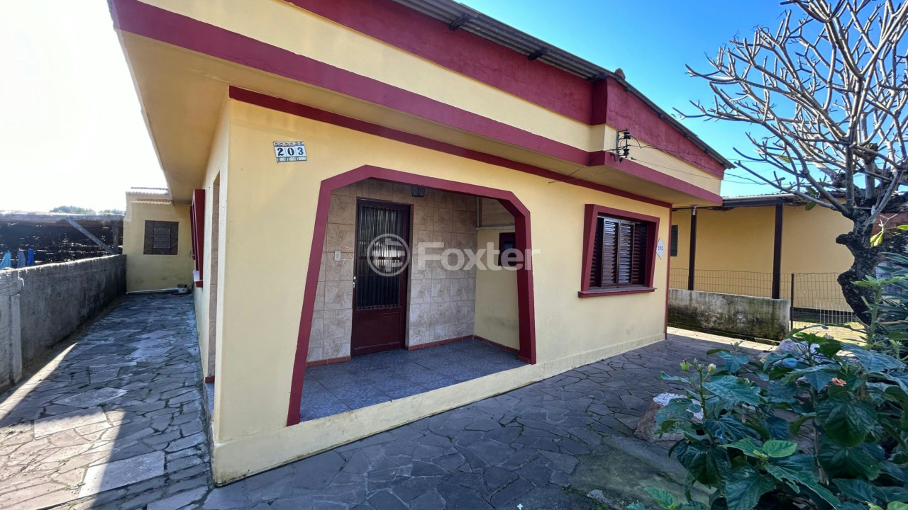 Casa à venda com 3 quartos, 120m² - Foto 3