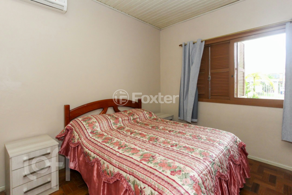 Casa à venda com 3 quartos, 217m² - Foto 10