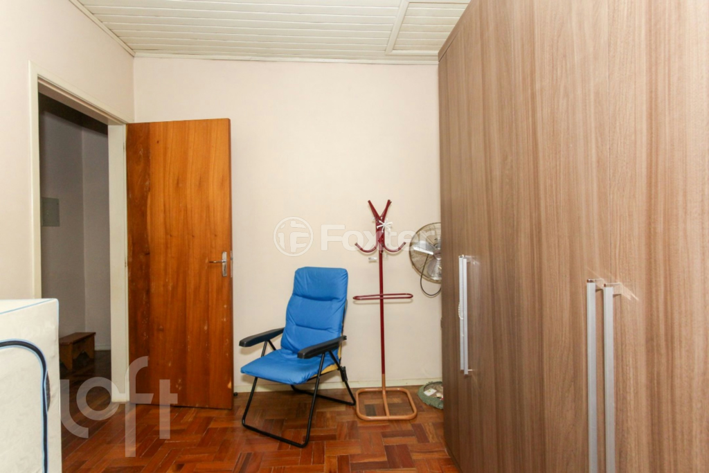 Casa à venda com 3 quartos, 217m² - Foto 14