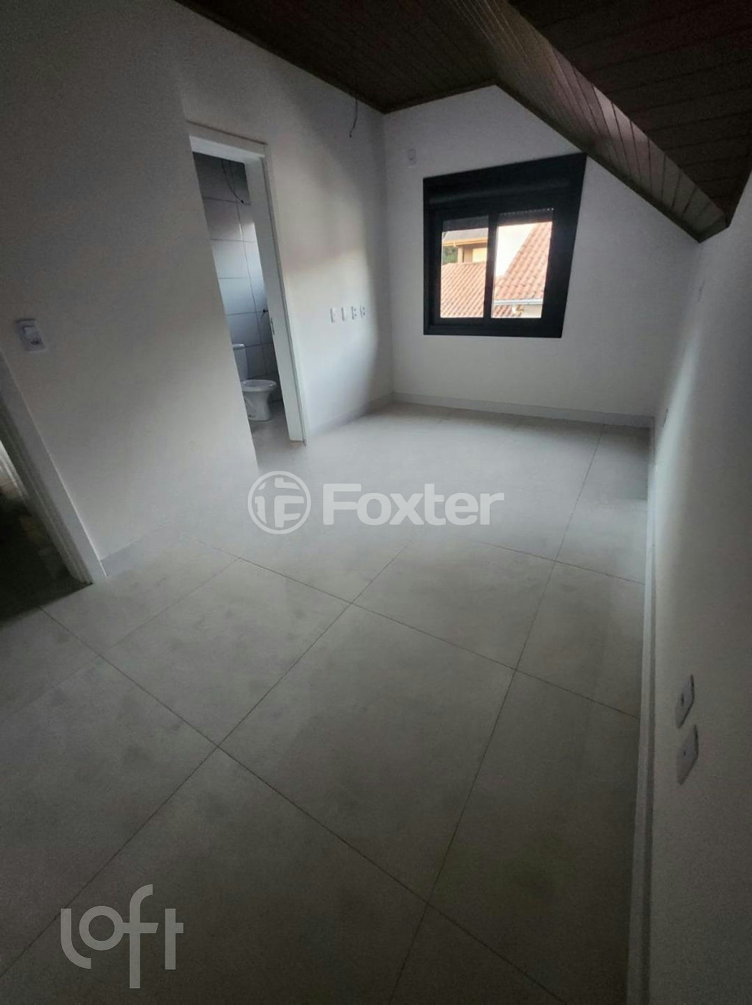 Casa à venda com 3 quartos, 111m² - Foto 11