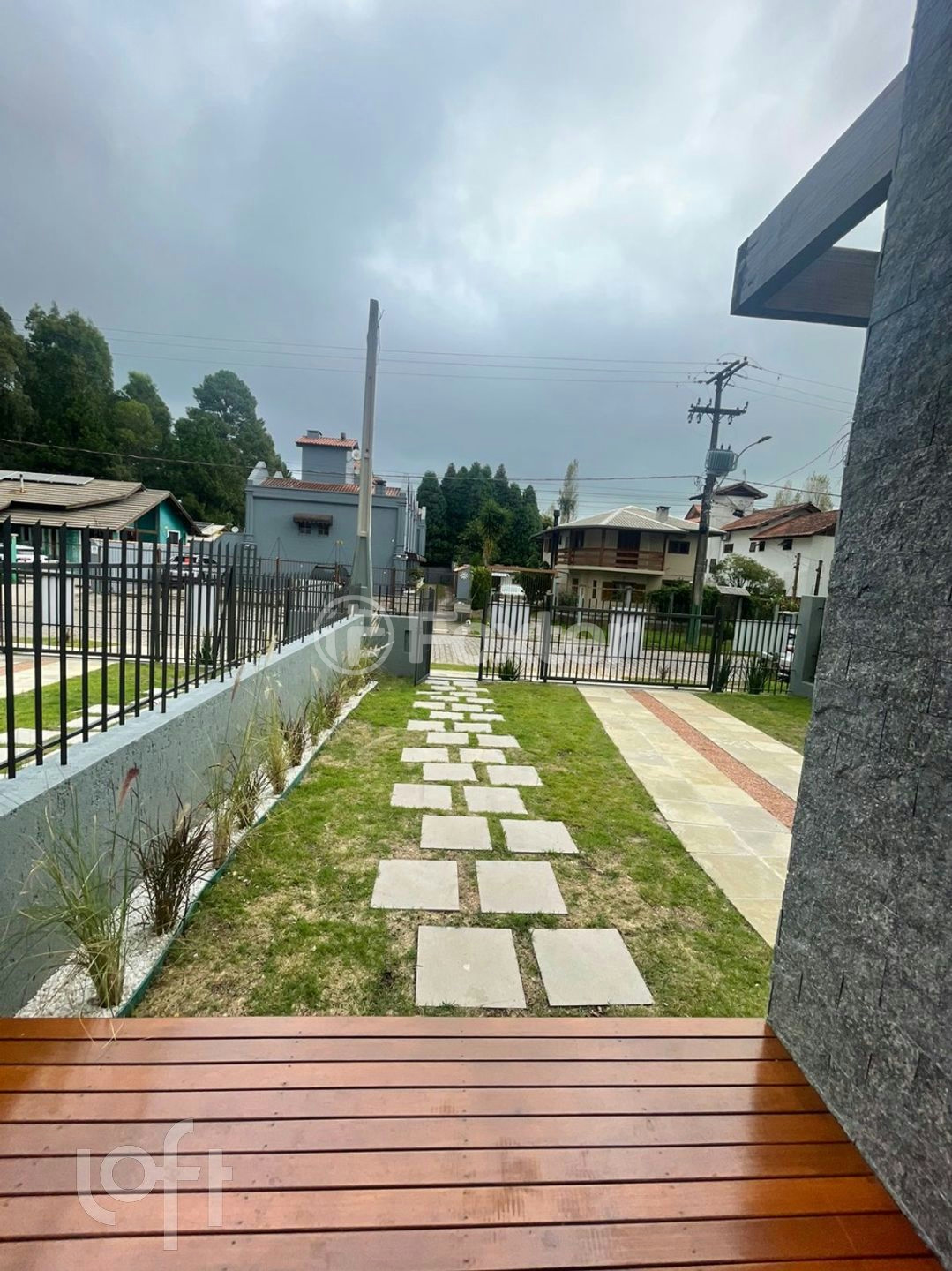 Casa à venda com 3 quartos, 111m² - Foto 3