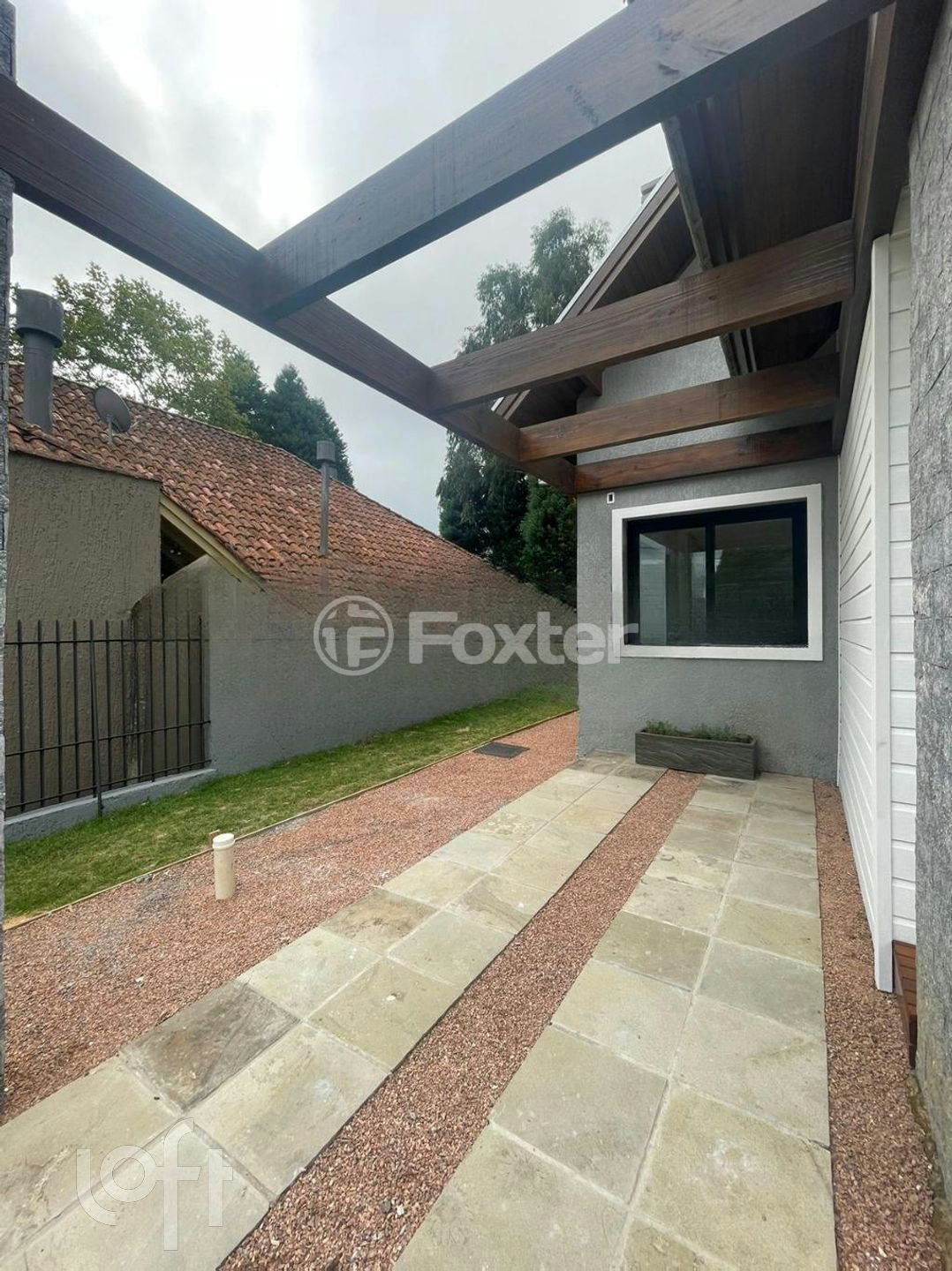 Casa à venda com 3 quartos, 111m² - Foto 11