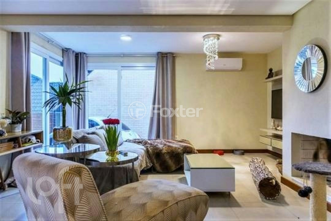 Casa à venda com 3 quartos, 161m² - Foto 4