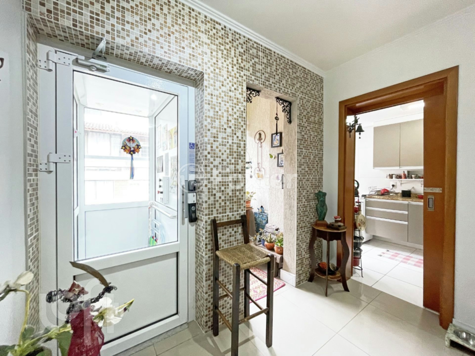 Cobertura à venda com 2 quartos, 111m² - Foto 2