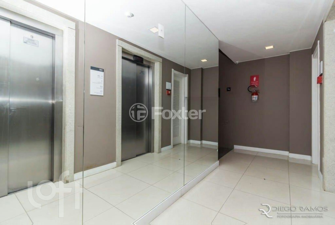 Apartamento à venda com 2 quartos, 60m² - Foto 15