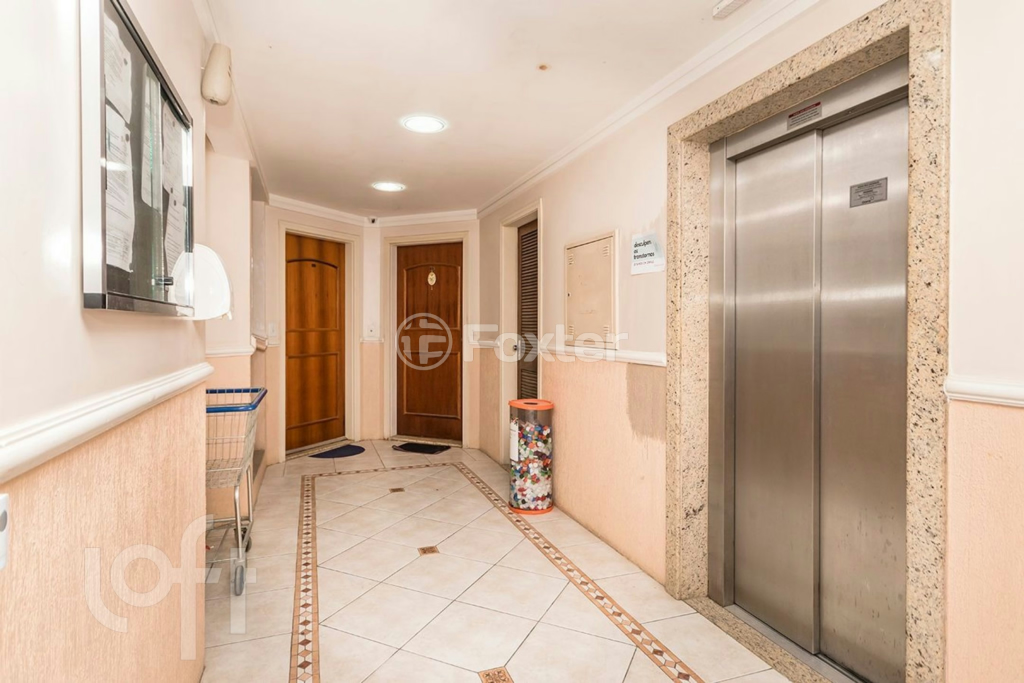 Apartamento à venda com 3 quartos, 71m² - Foto 37