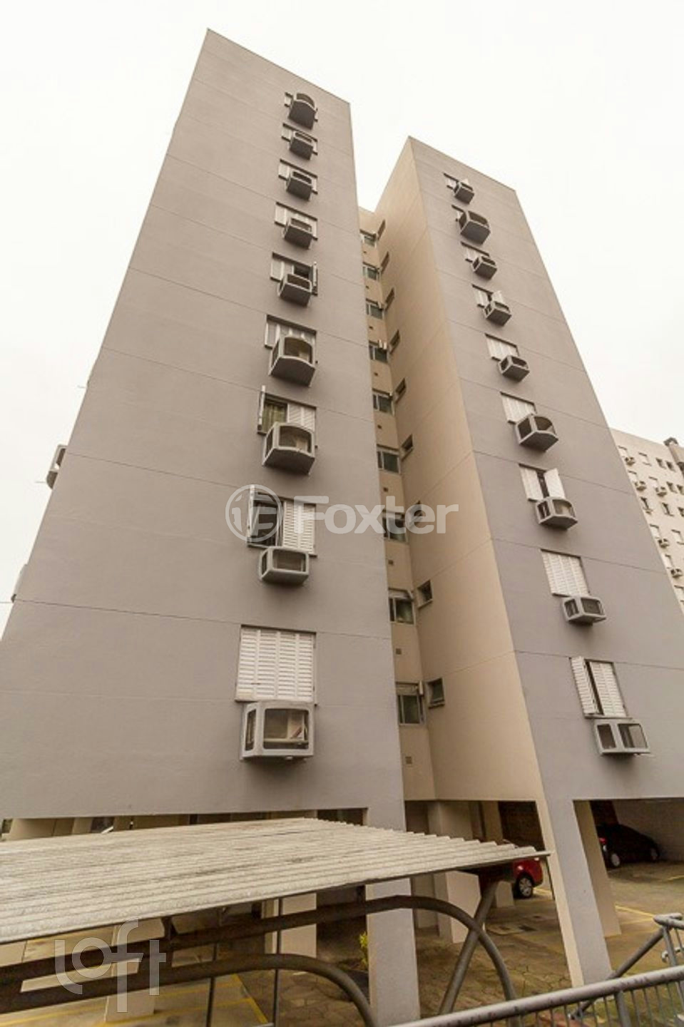 Apartamento à venda com 2 quartos, 64m² - Foto 32