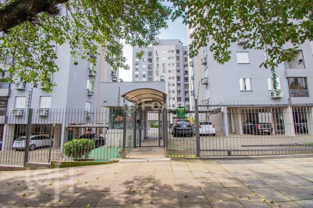 Apartamento à venda com 2 quartos, 64m² - Foto 35