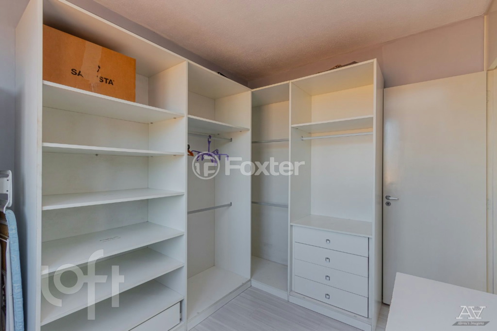 Apartamento à venda com 2 quartos, 42m² - Foto 10