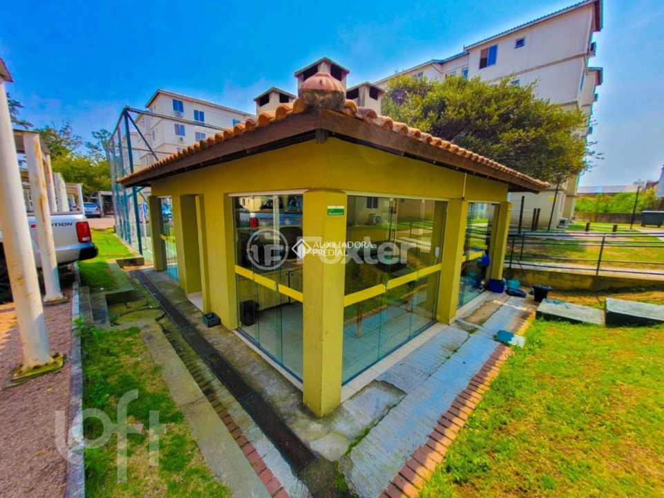 Apartamento à venda com 2 quartos, 42m² - Foto 2
