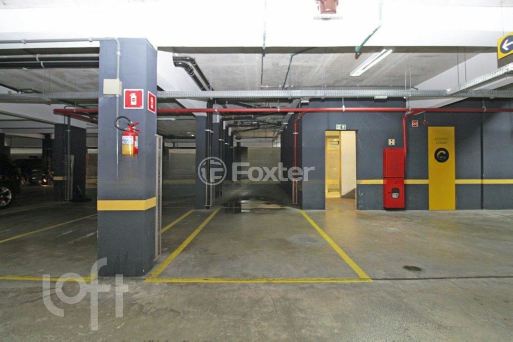 Apartamento à venda com 2 quartos, 65m² - Foto 28