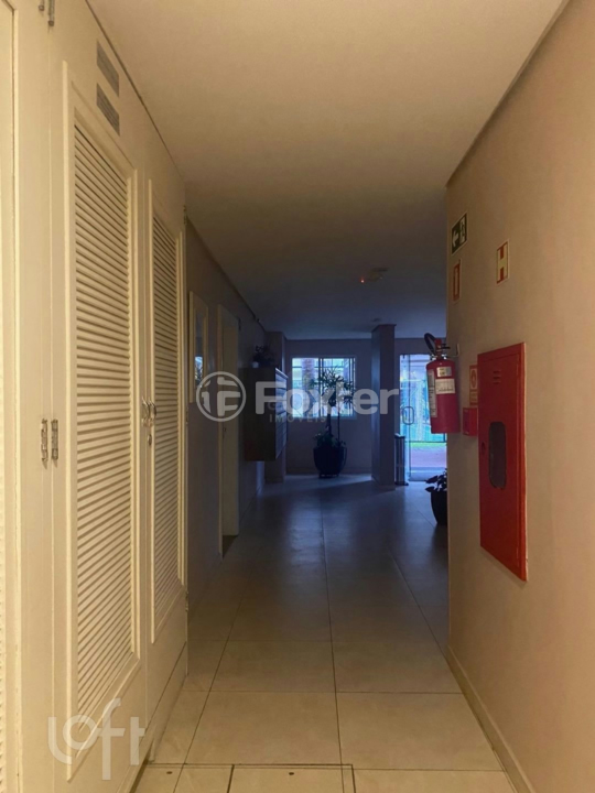 Apartamento à venda com 3 quartos, 84m² - Foto 18