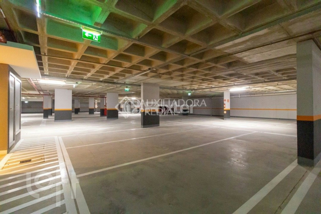 Apartamento à venda com 1 quarto, 37m² - Foto 13