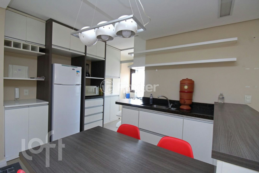 Apartamento à venda com 2 quartos, 67m² - Foto 5