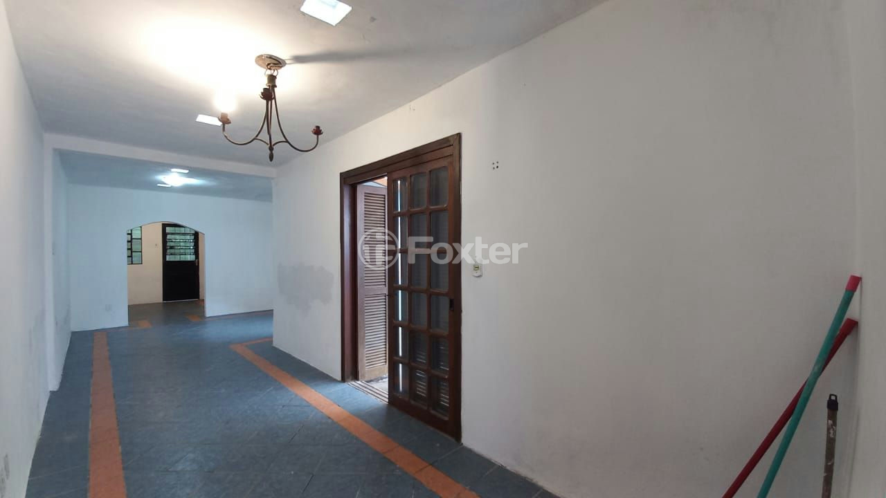 Casa à venda com 3 quartos, 235m² - Foto 13