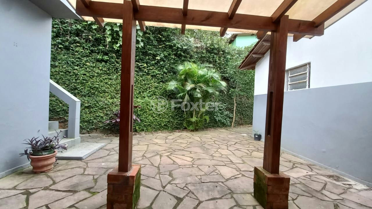 Casa à venda com 3 quartos, 235m² - Foto 22