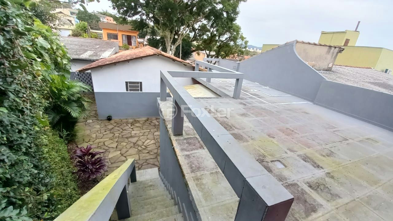 Casa à venda com 3 quartos, 235m² - Foto 27