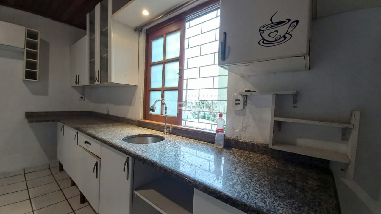 Casa à venda com 3 quartos, 235m² - Foto 5