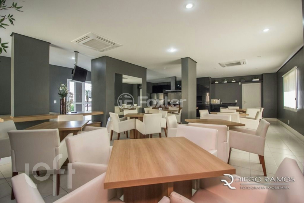 Apartamento à venda com 3 quartos, 79m² - Foto 47