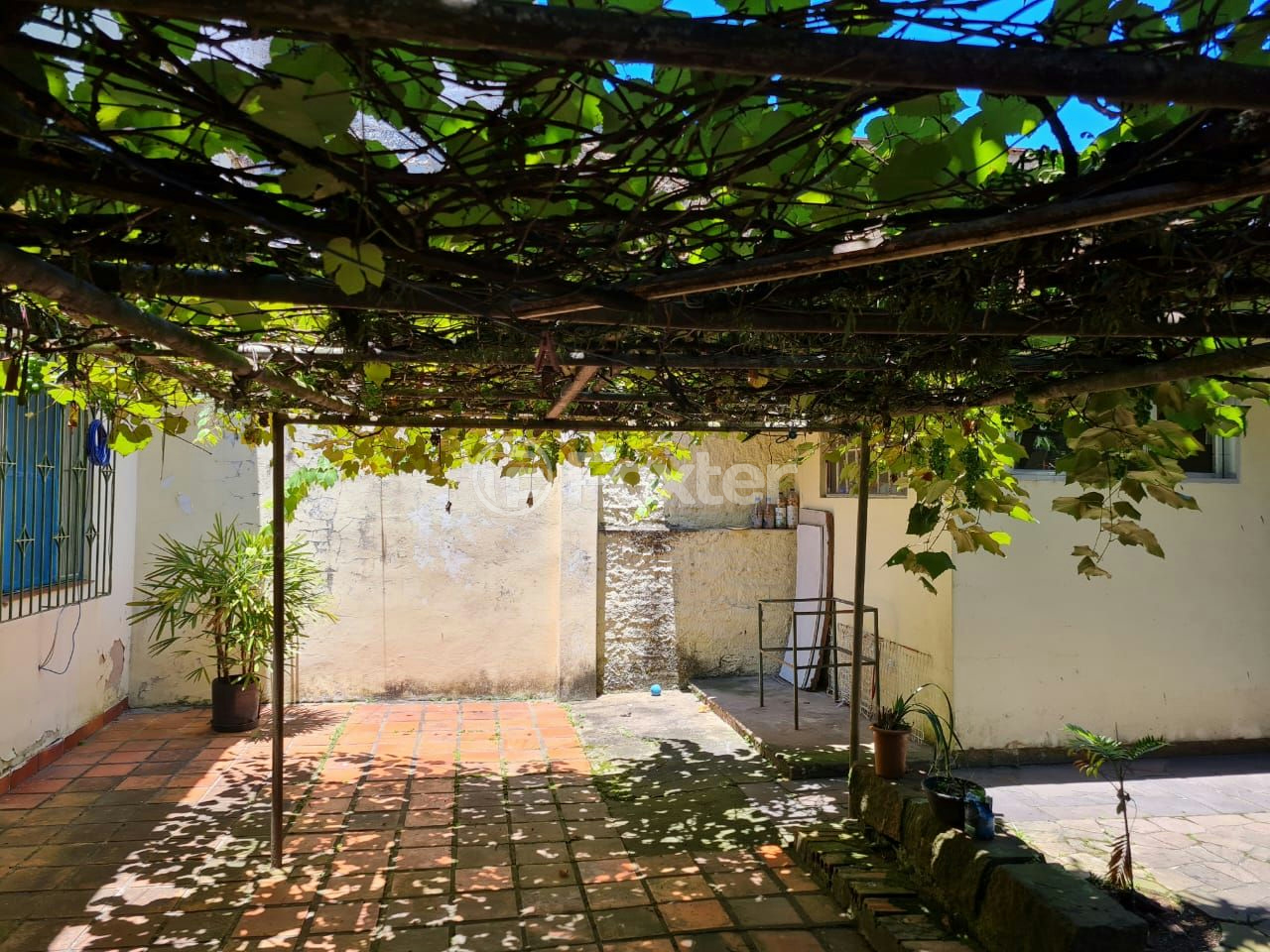 Casa à venda com 2 quartos, 144m² - Foto 2