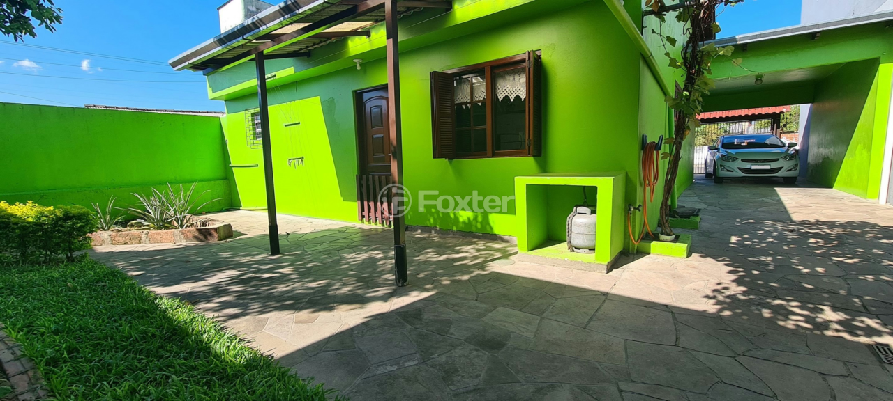 Casa à venda com 3 quartos, 164m² - Foto 2