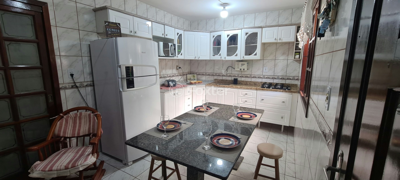 Casa à venda com 3 quartos, 164m² - Foto 7