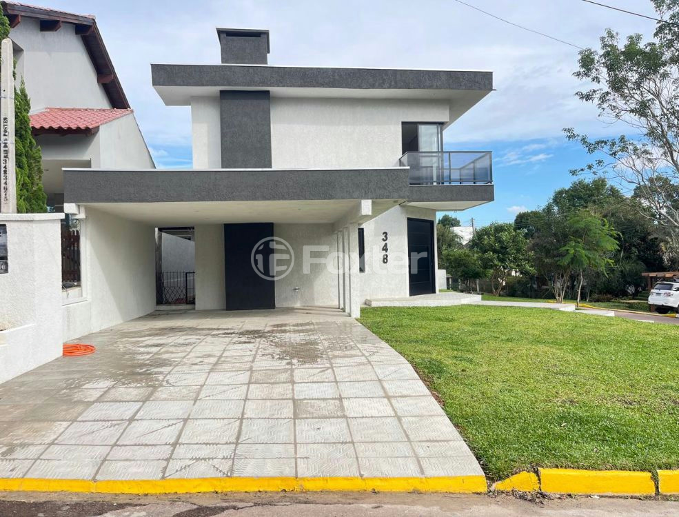 Casa de Condomínio à venda com 3 quartos, 240m² - Foto 4