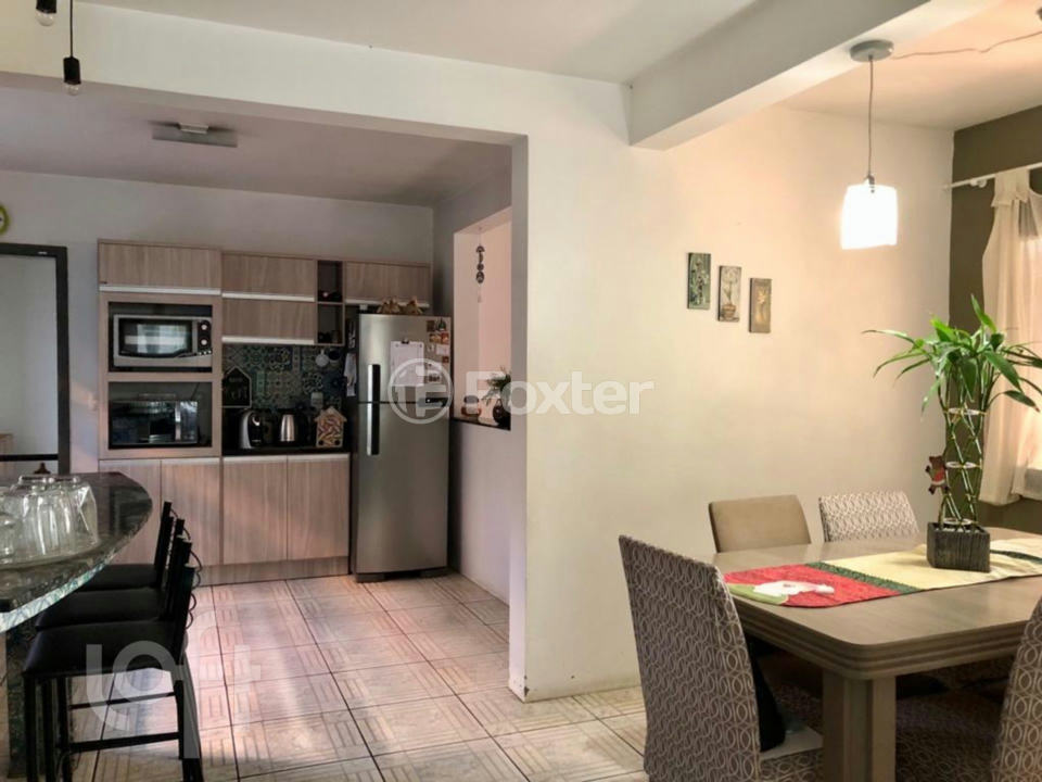 Casa à venda com 3 quartos, 170m² - Foto 14