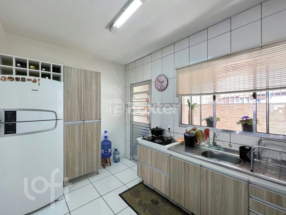 Casa à venda com 2 quartos, 63m² - Foto 3
