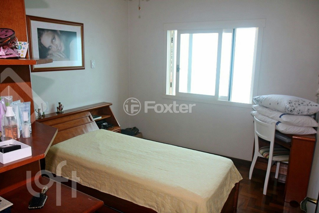 Casa à venda com 3 quartos, 206m² - Foto 8