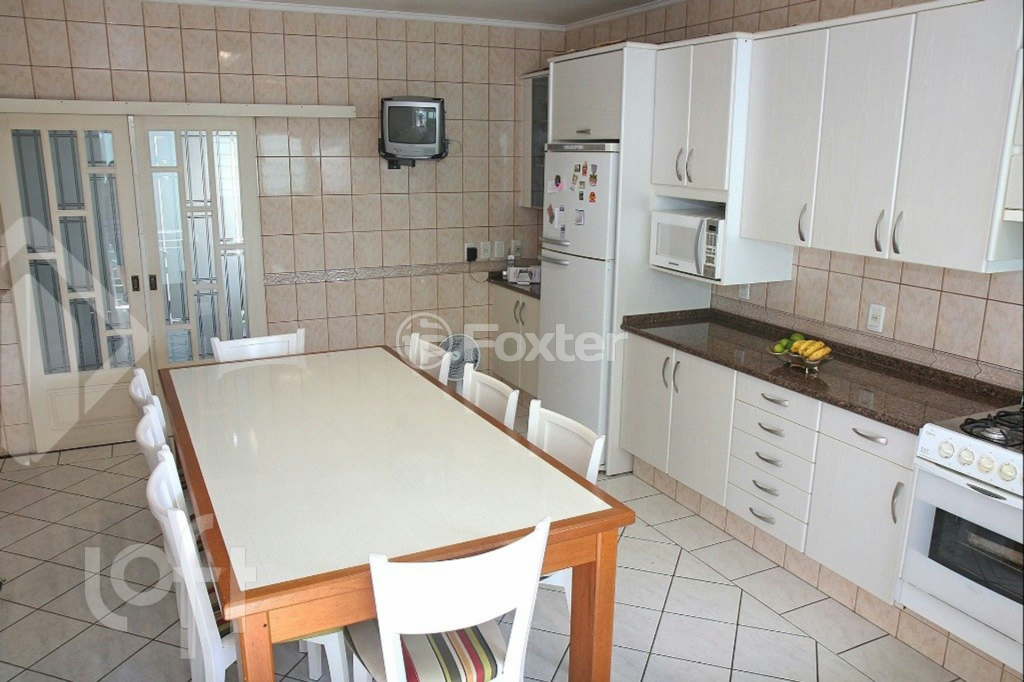 Casa à venda com 3 quartos, 206m² - Foto 14