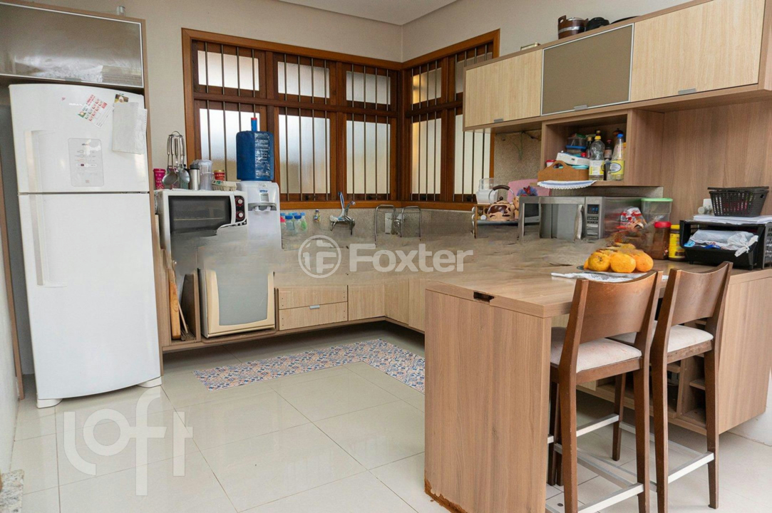 Casa à venda com 3 quartos, 219m² - Foto 3