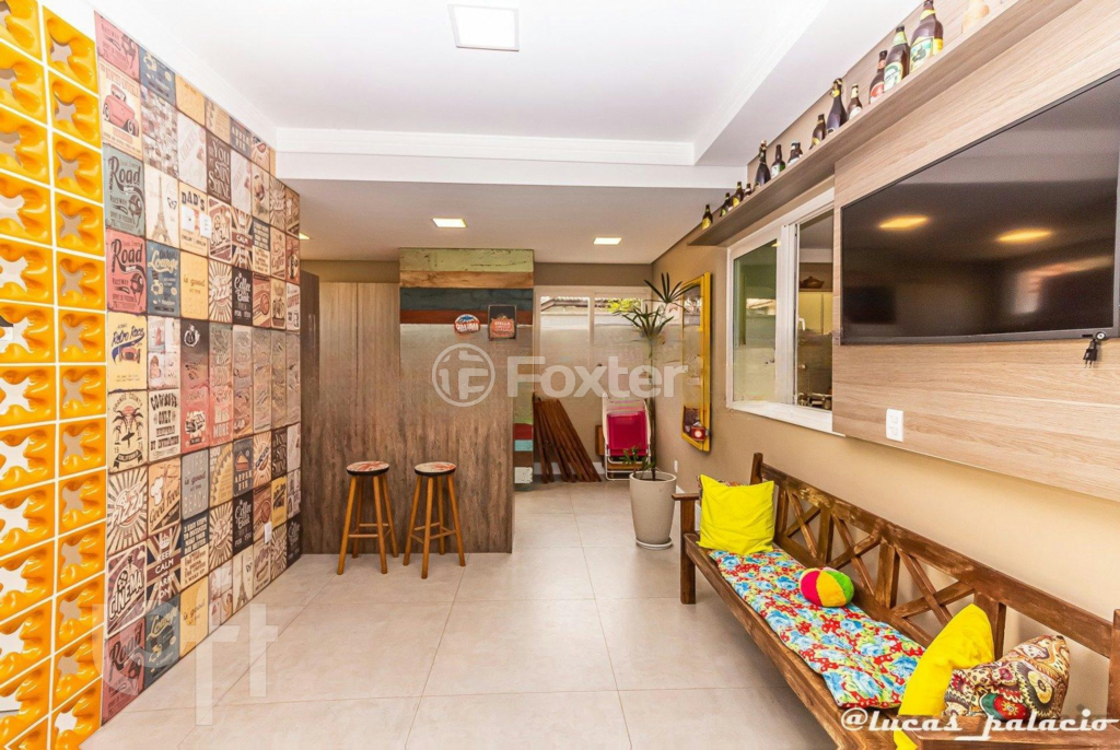 Casa à venda com 4 quartos, 328m² - Foto 5