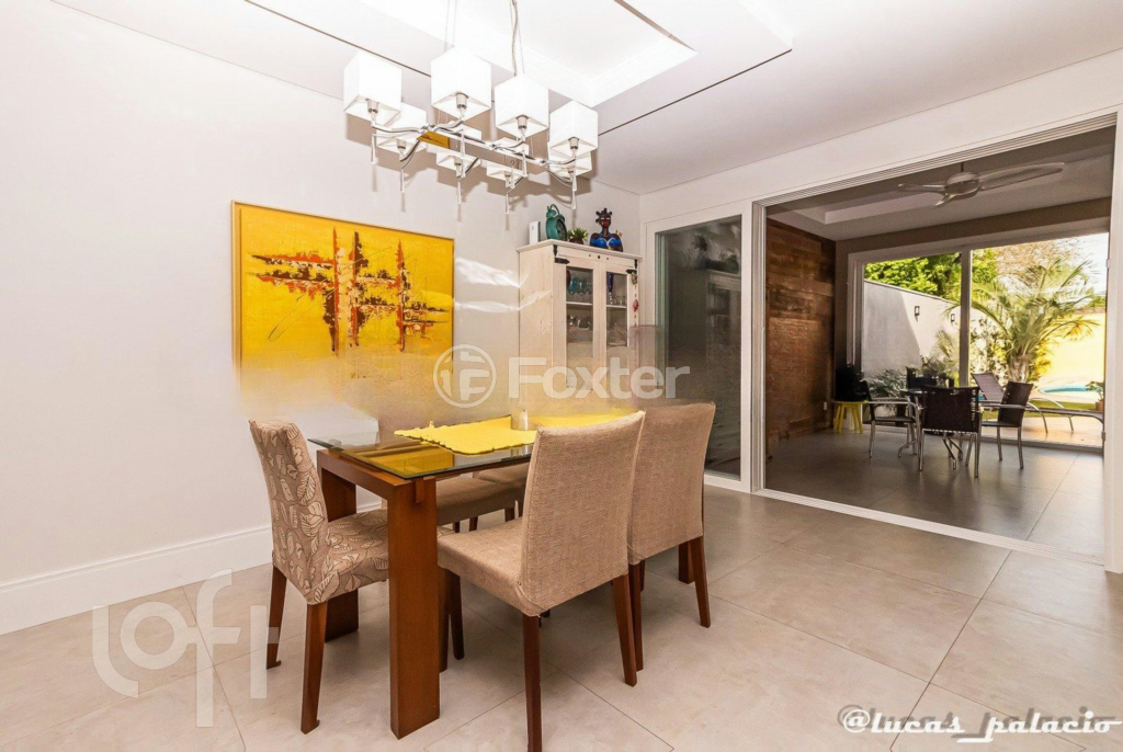 Casa à venda com 4 quartos, 328m² - Foto 12