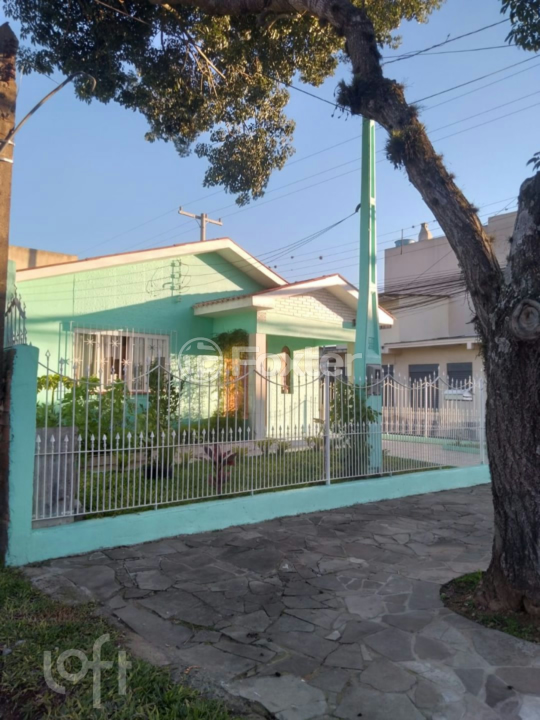 Casa à venda com 3 quartos, 137m² - Foto 2