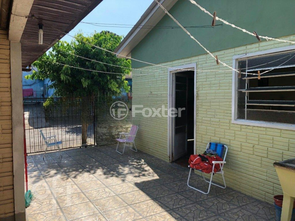 Casa à venda com 3 quartos, 100m² - Foto 14