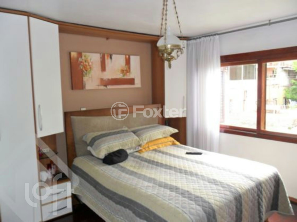Casa à venda com 3 quartos, 184m² - Foto 4