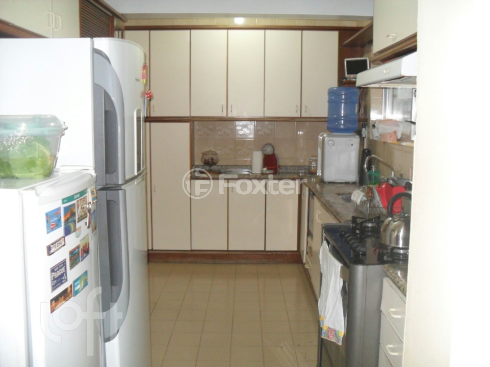 Casa à venda com 3 quartos, 256m² - Foto 18