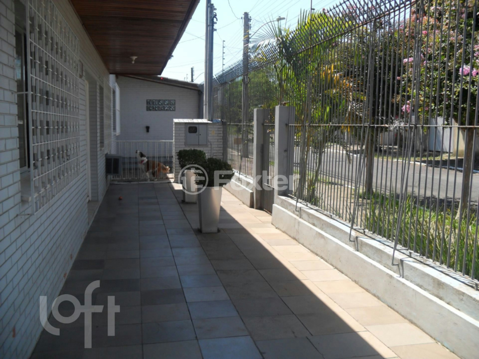 Casa à venda com 3 quartos, 256m² - Foto 32