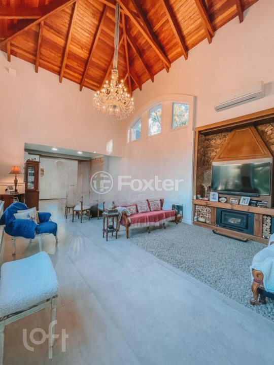 Casa de Condomínio à venda com 4 quartos, 400m² - Foto 2