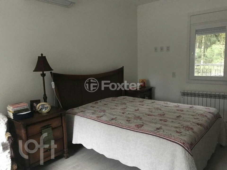 Casa de Condomínio à venda com 4 quartos, 400m² - Foto 21