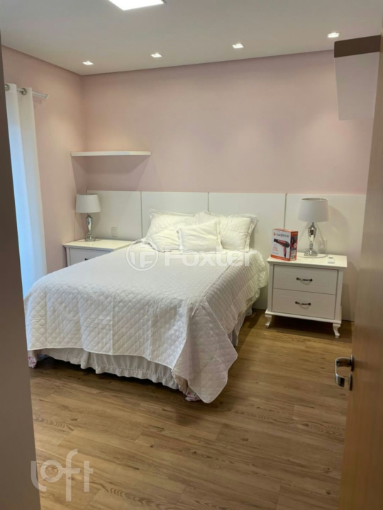 Casa de Condomínio à venda com 3 quartos, 192m² - Foto 4