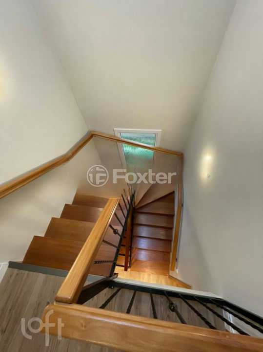 Casa de Condomínio à venda com 3 quartos, 192m² - Foto 2