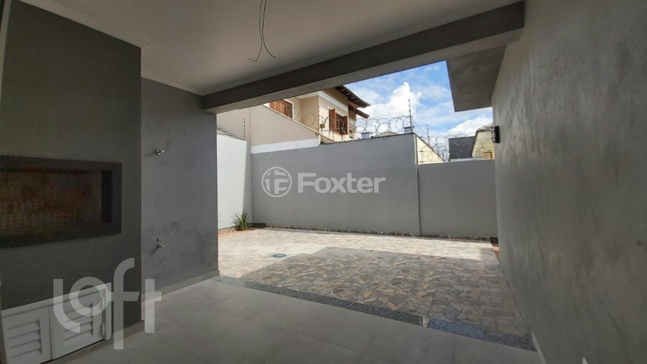 Casa à venda com 3 quartos, 137m² - Foto 2