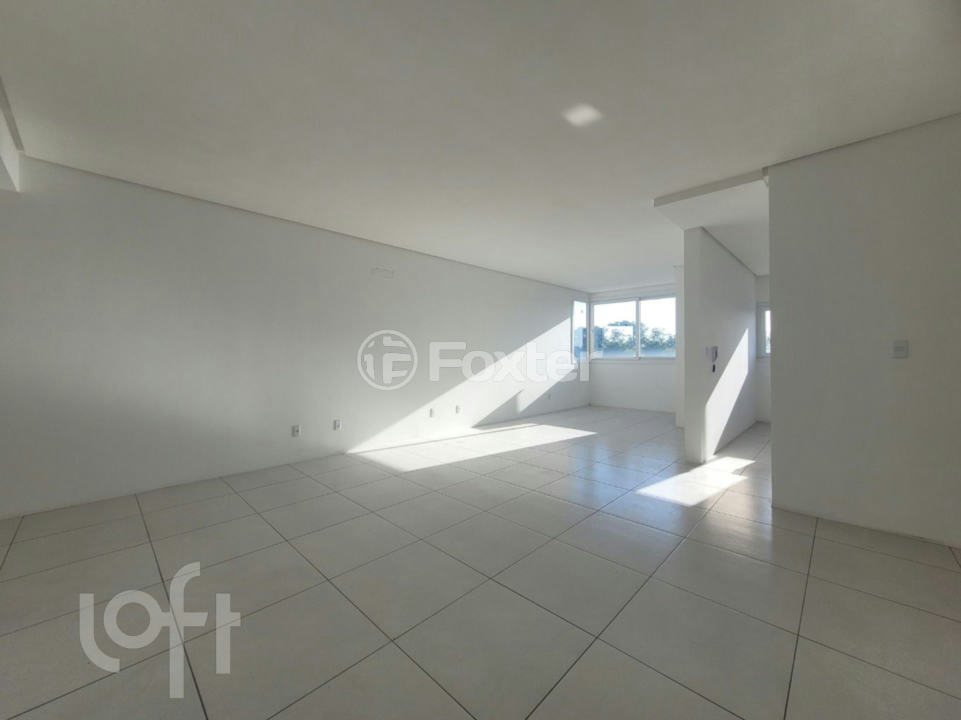 Apartamento à venda com 2 quartos, 84m² - Foto 2
