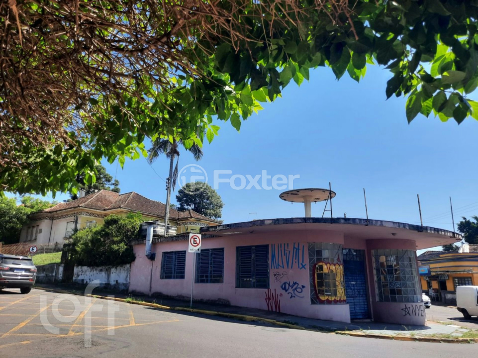 Casa à venda com 3 quartos, 271m² - Foto 14