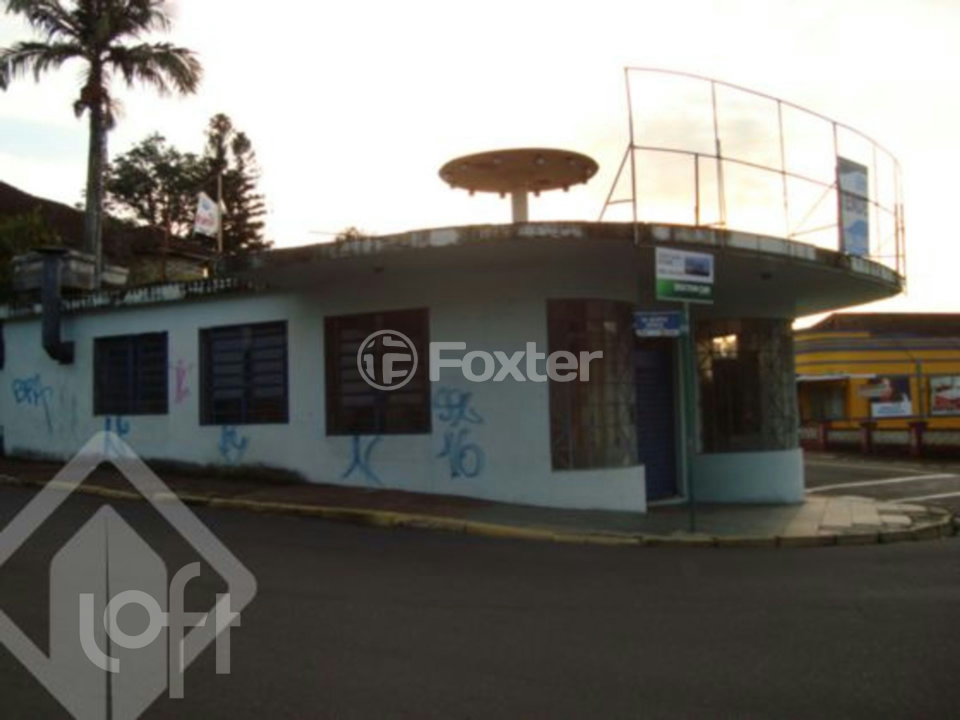 Casa à venda com 3 quartos, 271m² - Foto 25