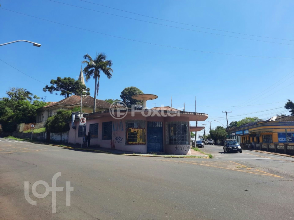 Casa à venda com 3 quartos, 271m² - Foto 8