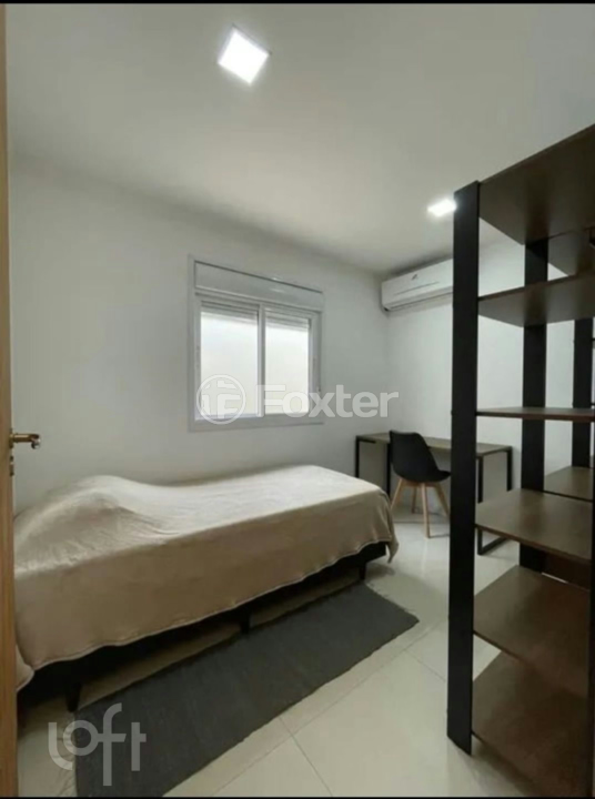 Casa à venda com 2 quartos, 71m² - Foto 6
